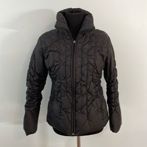 NINE WEST ladies black puffer jacket. Size small. Zipper in front. EUC. 😍